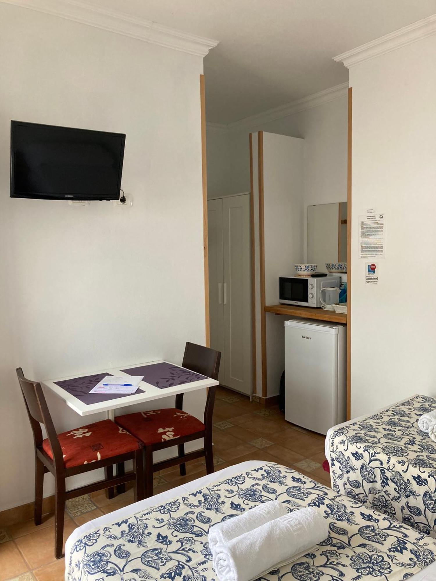 Apartamentos Y Habitaciones Villa Marina La Caleta  Oda fotoğraf