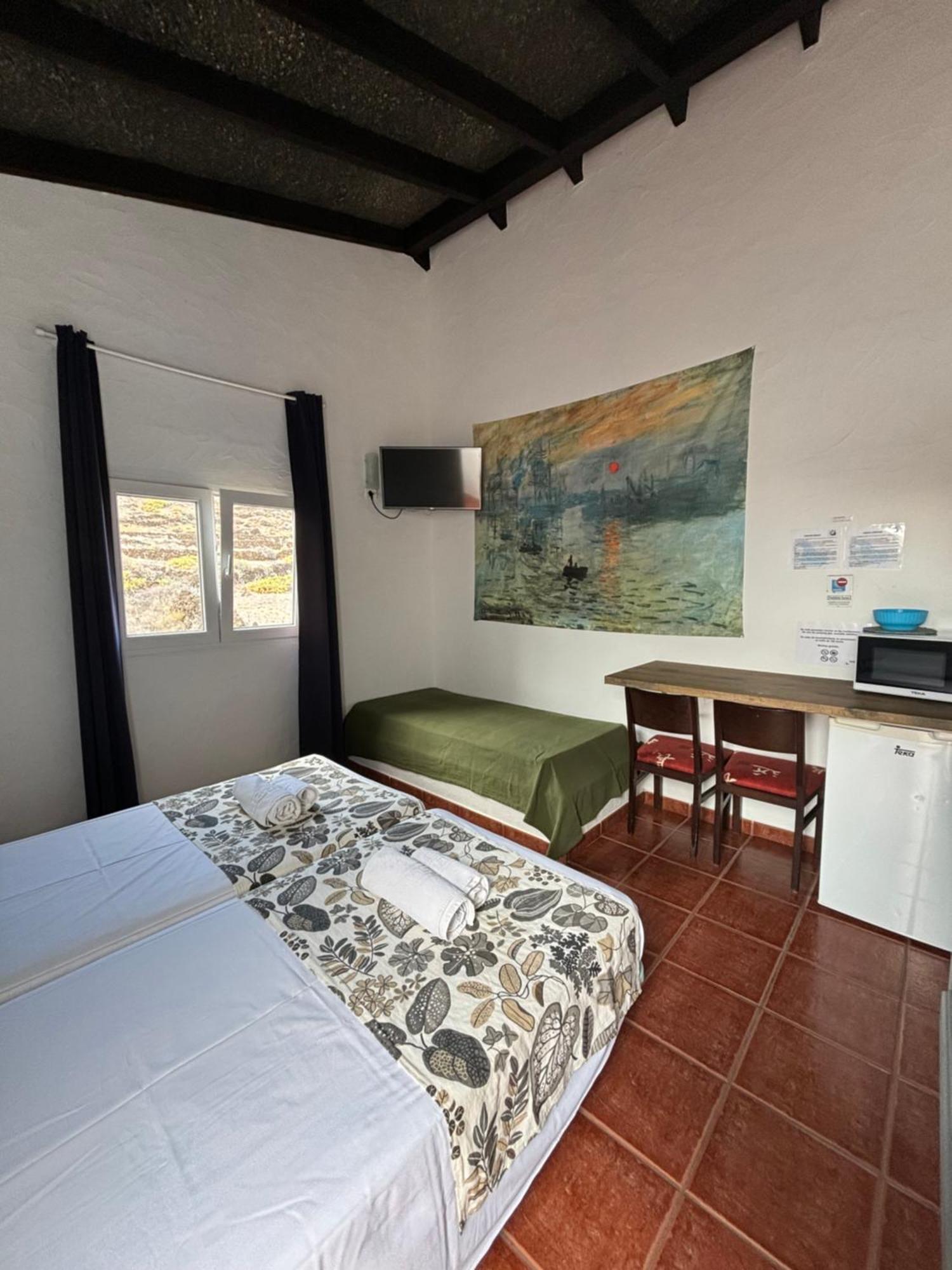 Apartamentos Y Habitaciones Villa Marina La Caleta  Dış mekan fotoğraf
