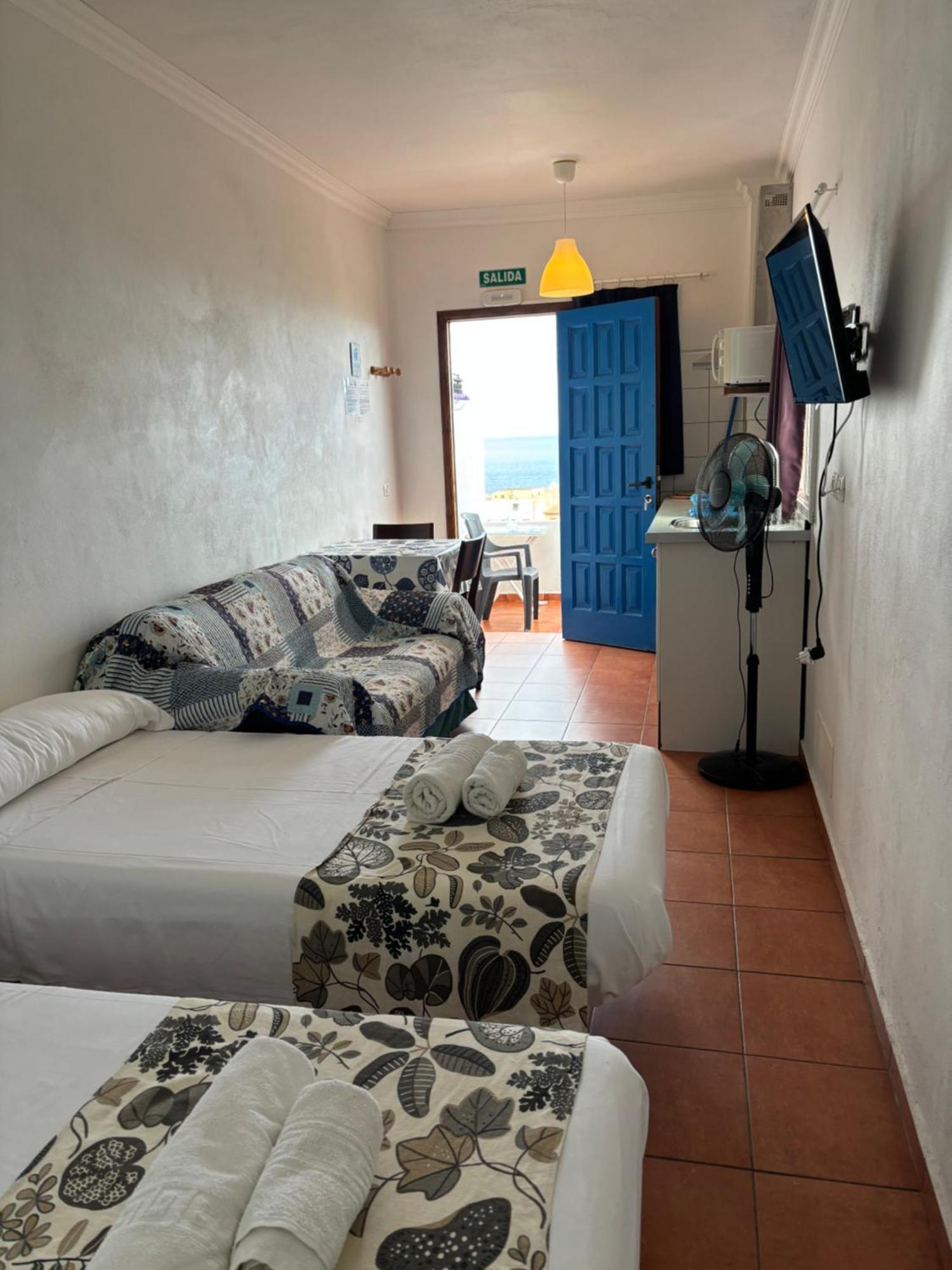 Apartamentos Y Habitaciones Villa Marina La Caleta  Dış mekan fotoğraf