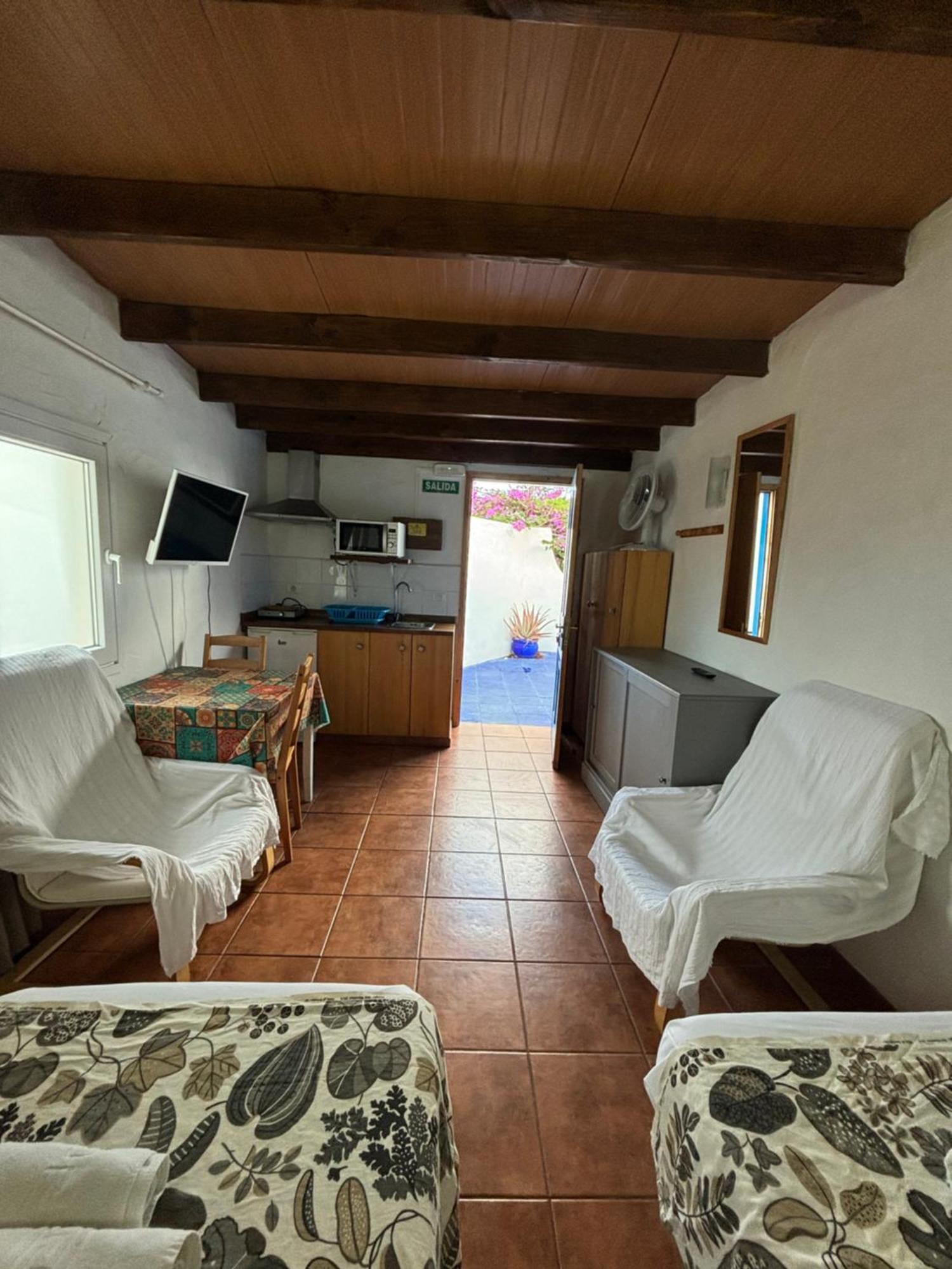 Apartamentos Y Habitaciones Villa Marina La Caleta  Dış mekan fotoğraf