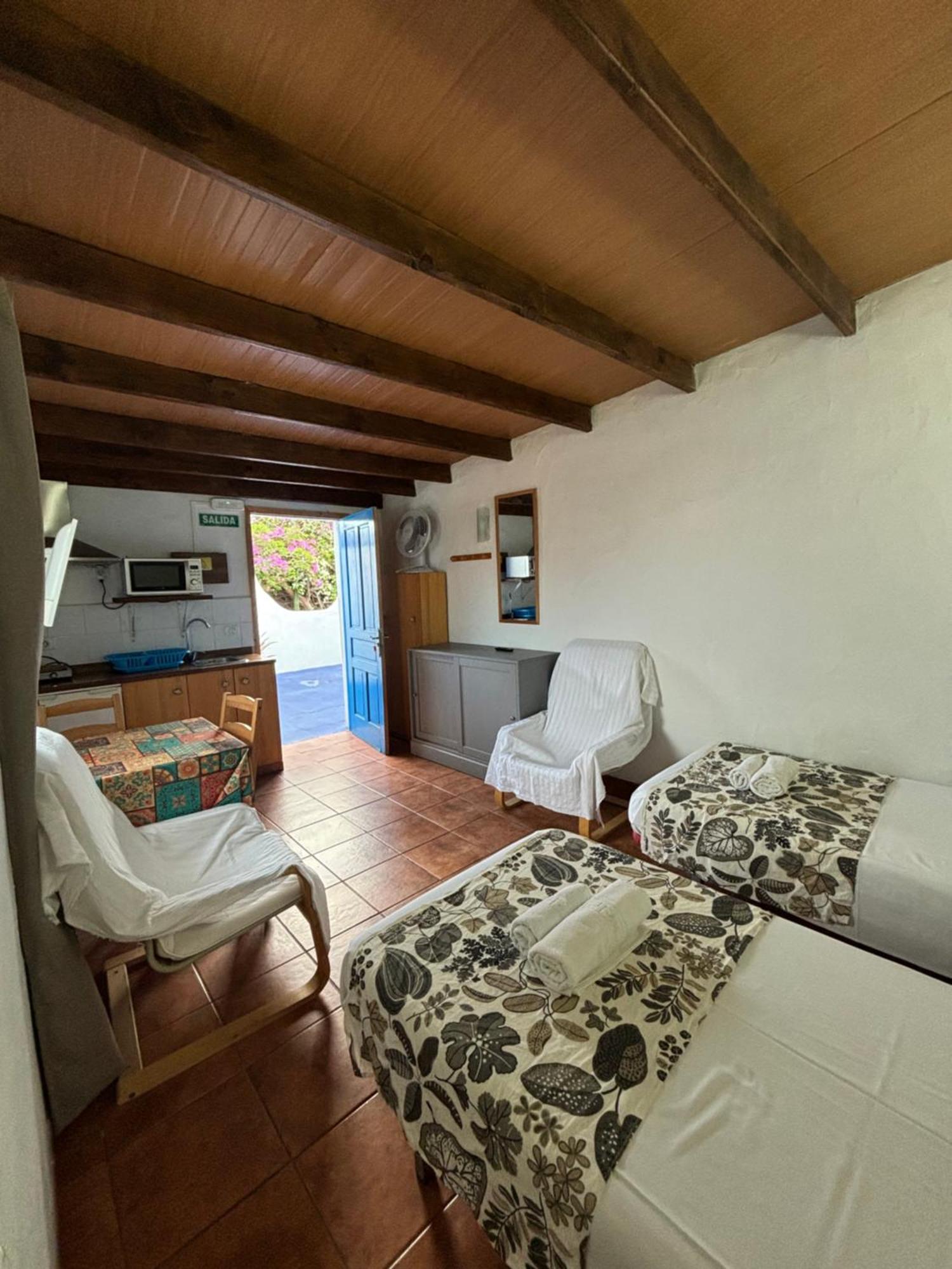 Apartamentos Y Habitaciones Villa Marina La Caleta  Dış mekan fotoğraf