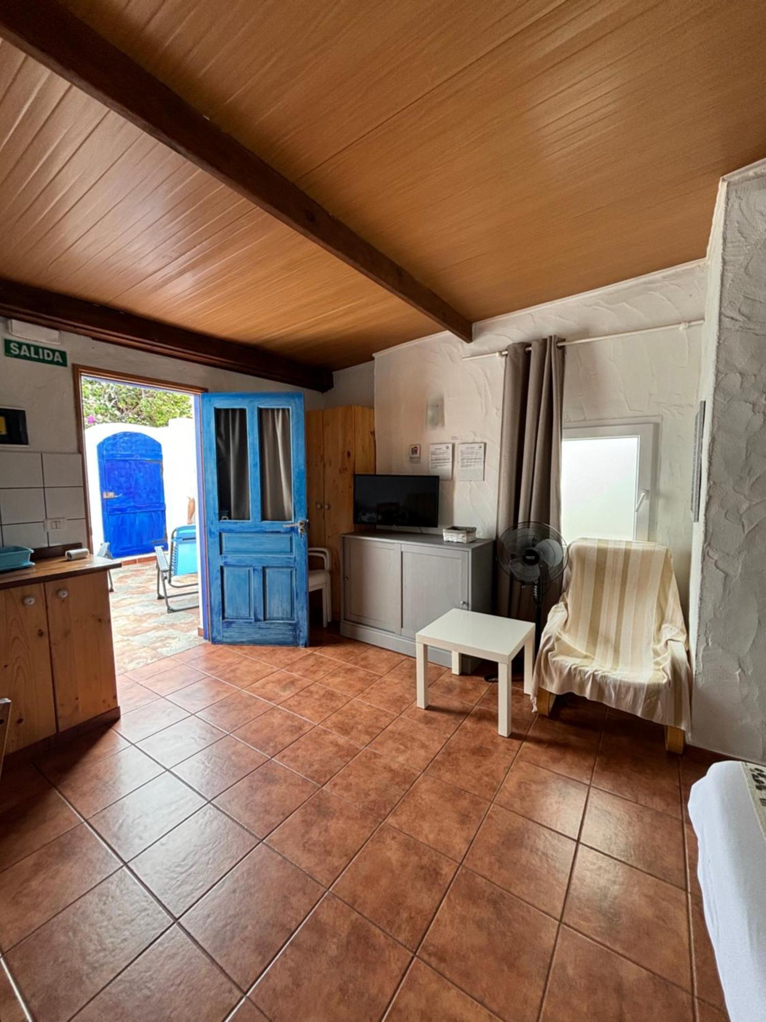 Apartamentos Y Habitaciones Villa Marina La Caleta  Dış mekan fotoğraf