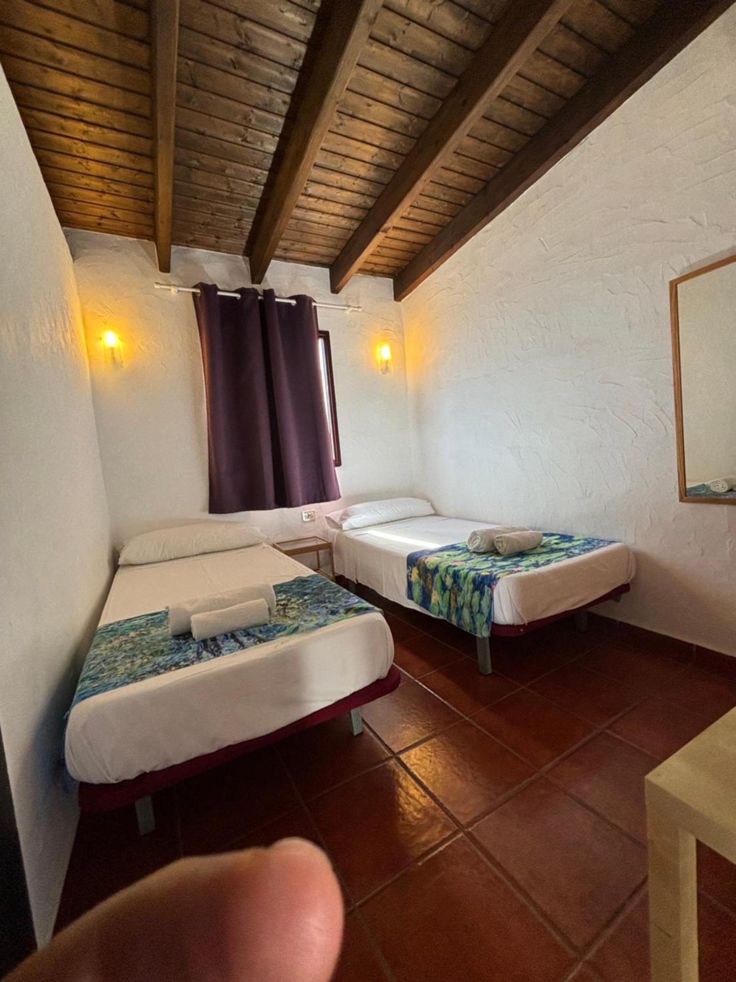 Apartamentos Y Habitaciones Villa Marina La Caleta  Dış mekan fotoğraf